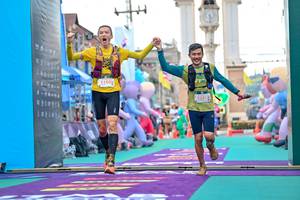 BIB: 5100, 5241
                            <button type="button" onclick="openModal(24883220)" class="btn btn-primary btn-sm float-right btn-popup" data-toggle="modal" data-target=".modal-high-quality">
                        <i class="fas fa-shopping-cart"></i> Add to Cart
                    </button>
                                            <button type="button" onclick="isThisMe(24883220, true)" class="btn btn-success btn-sm float-right btn-popup btn-isme hidden" data-toggle="tooltip" data-placement="bottom" title="นี่คือรูปของคุณใช่ไหม คลิกที่นี่เพื่อเอาเข้าอัลบั้ม">
                        <i class="fas fa-plus"></i> Add to album
                    </button>
                    <button type="button" onclick="isThisMe(24883220, false)" class="btn btn-warning btn-sm float-right btn-popup btn-isnotme hidden">
                        <i class="fas fa-ban"></i> Remove from album
                    </button>